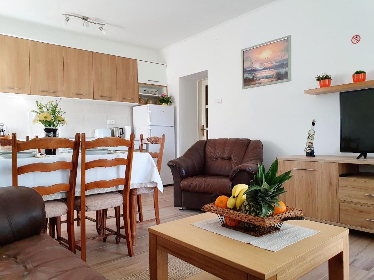 Holiday home Fafarinka - Close To Krka National Park Konjevrate